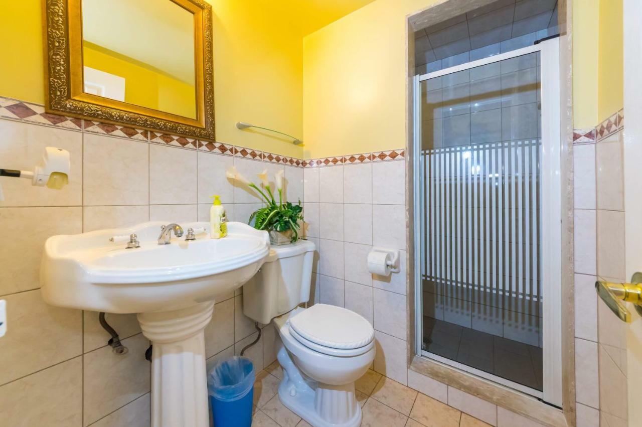 Apartments Vesna Затон Екстериор снимка